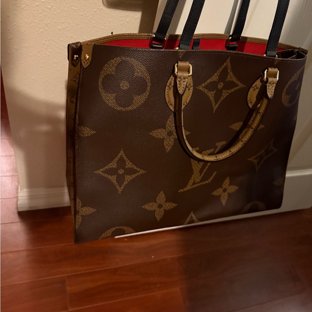 Louis Vuitton Brown and Gold Monogram Handbag